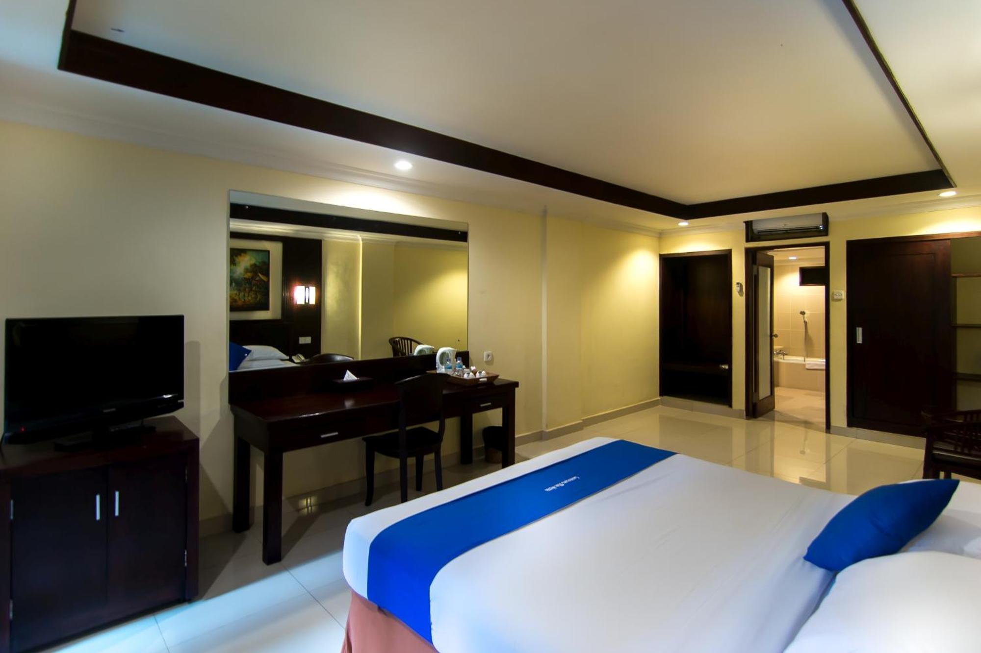 Champlung Mas Hotel Legian Exterior photo