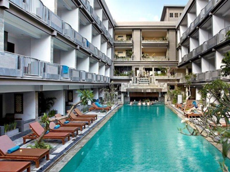 Champlung Mas Hotel Legian Exterior photo